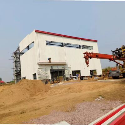 Prefabricated Stalen Structuur Gebouw Glasvezelpaneel Industriële Werkplaats