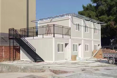 kaufen Q345b Einfache Montage Modular Camps Taifunbeständig Solarbetrieben 2-8 Personen online manufacture