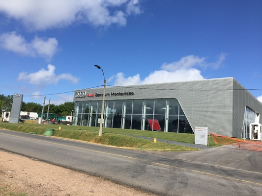 comprar Showroom de carros com estrutura de aço com estética moderna online manufacture