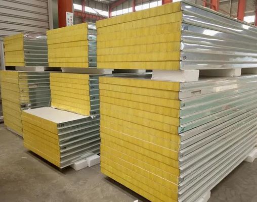 kaufen Nachhaltiges vorgefertigtes modulares Gebäude mit EPS-Glaswolle-PU-Sandwichplatten zur Isolierung online manufacture