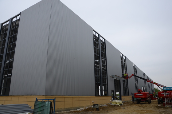Buy Prefabricated Steel Structural Building and Steel Frame Building Applications in Multi-Field Construction, Industrial, Commercial, and Residential Sectors online manufacture