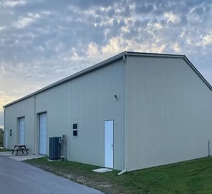 Buy Commercial Steel Structure Office Building Modern Steel Frame Shopping Mall online manufacture