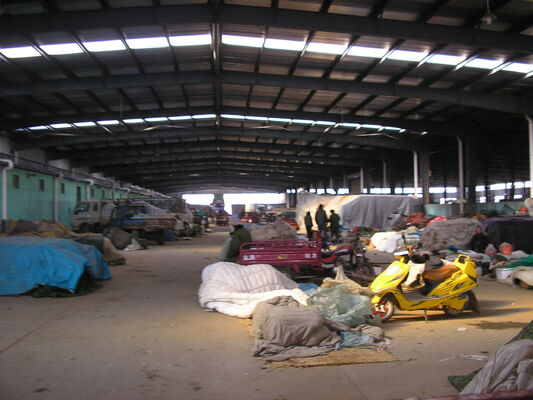 Buy Durable Steel Prefabricated Logistics Warehouse for Fruit and Vegetable Factory online manufacture