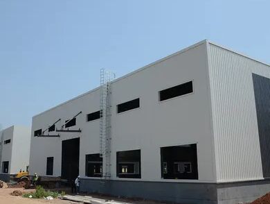 kupować Zastosowalny rozmiar Prefabrykowane konstrukcje stalowe warsztaty z wiatrem do 300 km/h i 30-letnia ograniczona gwarancja produkcja online