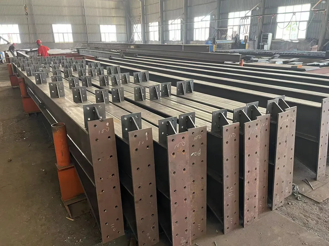 Large Prefabricated Steel Structure Warehouse Construction Building Light Steel Structure House 2