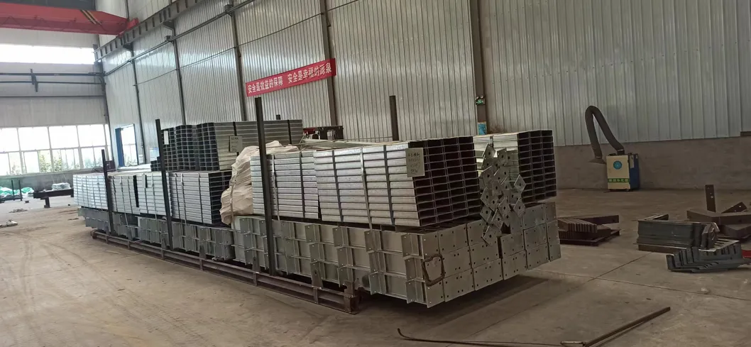 Hot DIP Galvanizing Light Metal Frame Prefab Farm Animal Poultry Shed 8