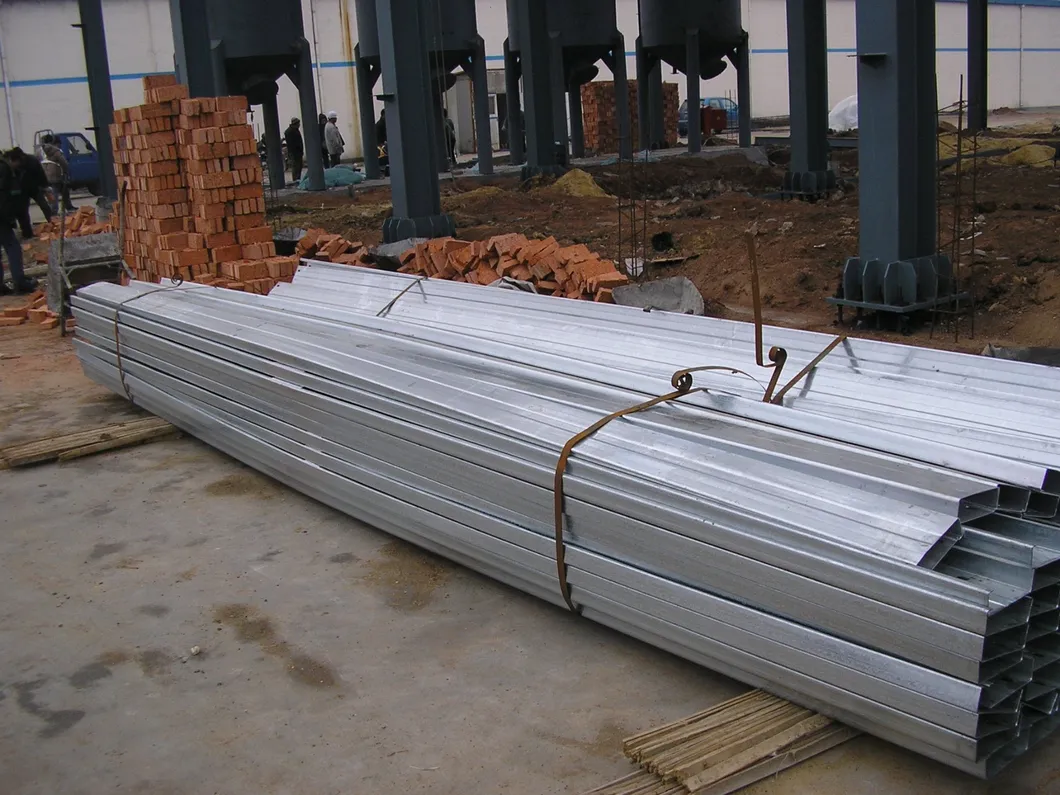 High Waterproof Fully Prefabricated Galvanized Lightweight Steel Structure - Factory Direct for Wholesale Construction Projects 4