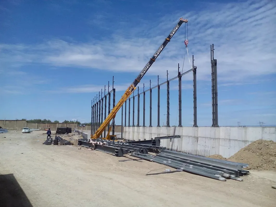 Prefabricated Engineered Light Steel Structure Industrial Manufacturing Services Warehouse 2