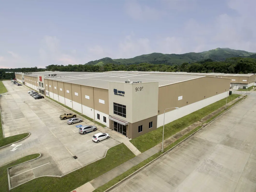 Prefabricated Light Frame Construction Fabrication Metal Steel Structure Commercial Logistics Warehouse 9