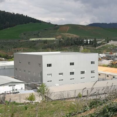 Prefabricated Steel Structure Supermarket Store with Fire Resistance and Energy-saving Design